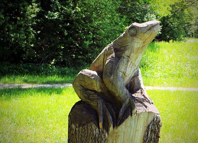 chainsaw art